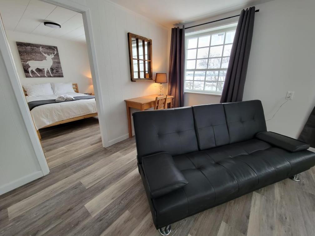 Aux 4 Vents - Auberg'Inn Carleton-sur-Mer Exterior foto